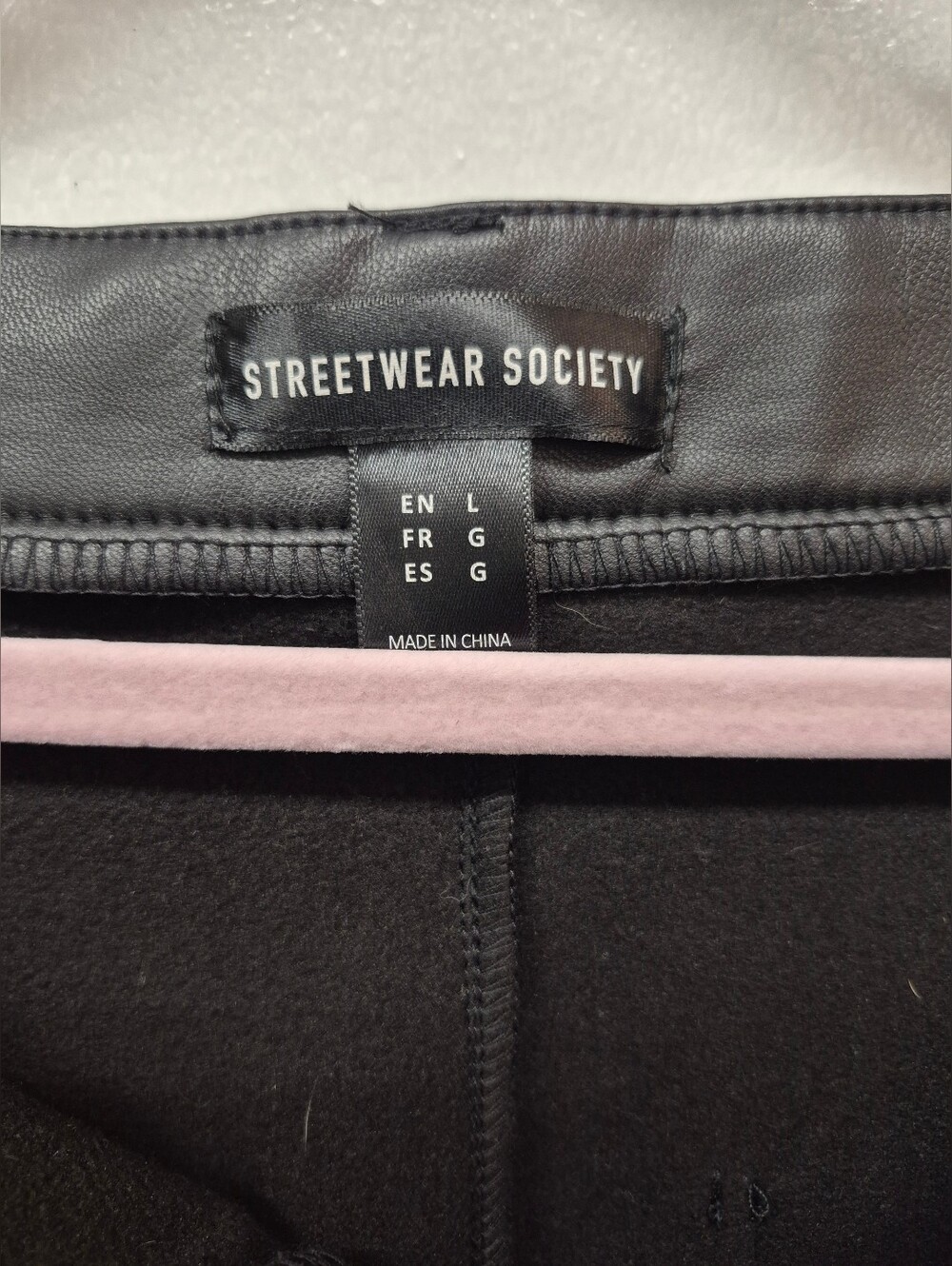 Faux Leather Cargo Pants - Black Large - Picture 3 of 5